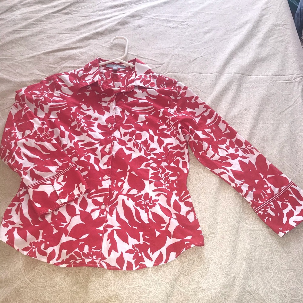 Foxcroft Fitted Red & White Button Down Shirt.